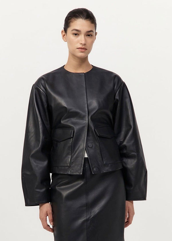 Utility Cocoon Leather Bomber (Black)